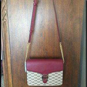 Michael Kors VANNA Med Shoulder Flap Crossbody